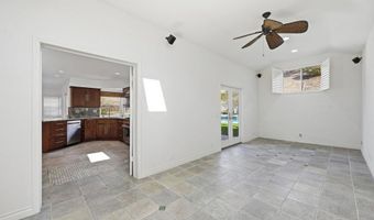 2070 Tiffany Dr, Oceanside, CA 92056