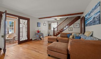5 Wall St, Cromwell, CT 06416