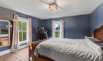 498 Montgomery Rd, Berkshire, VT 05447