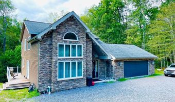 157 MAIN St, Gouldsboro, PA 18424