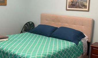 2445 S KENWOOD St, Arlington, VA 22206