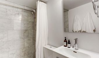 3522 P St NW, Washington, DC 20007