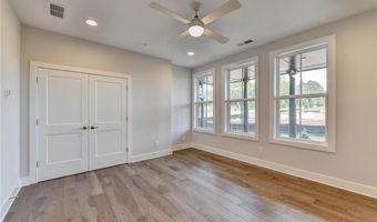 375 Chiswick Cir, Alpharetta, GA 30009