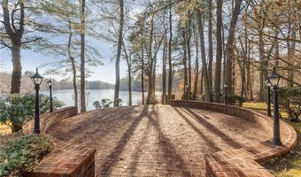 12 Georgiana Dr, Cumberland, RI 02864