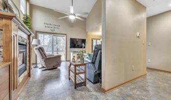 352 Emerald Dr, Arnolds Park, IA 51331