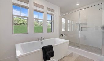 756 Edward Scholle Dr, Camarillo, CA 93010