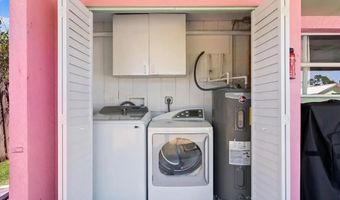 5332 NUTMEG Ave, Sarasota, FL 34231