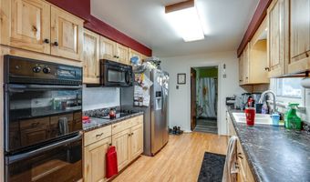 15390 Cenfield St NE, Alliance, OH 44601