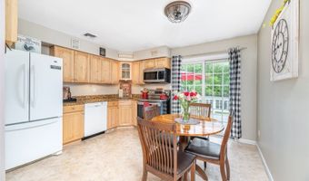 5 Emerald Dr, Alloway, NJ 07422