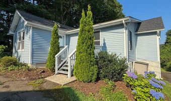 51 Vista Ave, Danbury, CT 06811