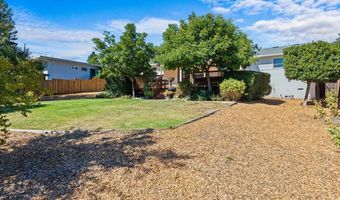 5668 Monte Verde Dr, Santa Rosa, CA 95409