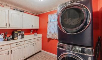 225 Mockingbird Dr, Americus, GA 31719