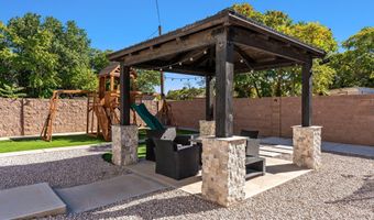 328 Camino Siete Rd SW, Albuquerque, NM 87105