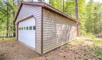 31 Herrick Rd, Belfast, ME 04915