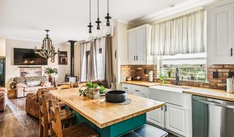 26 MERRIMAC Trl, Boulder, WY 82923