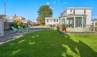 17 Elder Ave, East Providence, RI 02915