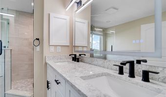375 EMERSON Plz 611, Altamonte Springs, FL 32701