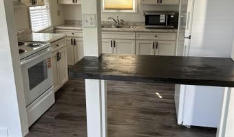 221 N Franklin Ave, Ames, IA 50014