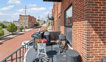 7 Alby St 2, Alton, IL 62002
