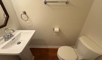 4513 SQUIREDALE Sq, Alexandria, VA 22309
