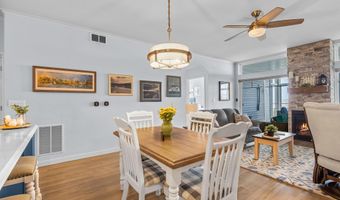 2614 LAKE St, Algoma, WI 54201