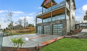 3706 W 3rd St, Anacortes, WA 98221