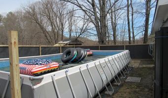 15 Summer St, Anson, ME 04958