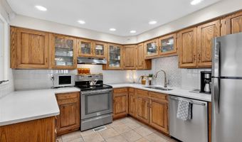 5548 Chestnut St, Augusta, MO 63332