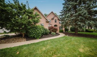 985 W Martin Ave, Amherst, OH 44001
