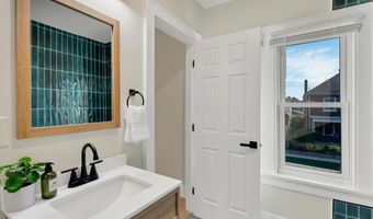 228 E Gates St, Columbus, OH 43206