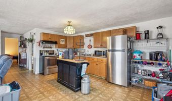 44 Memory Ln, Arundel, ME 04046