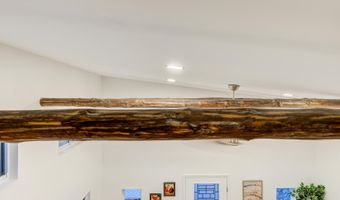 576 Pine Grove Rd, Beattyville, KY 41311