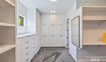 3492 E Heartleaf Dr, Boise, ID 83716
