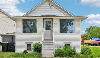 38717 N Lake St, Antioch, IL 60002