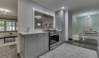 110 N Tresslar Ave, Bargersville, IN 46106