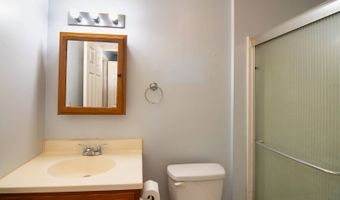 93 Lyall Hill Dr, Alderson, WV 24910