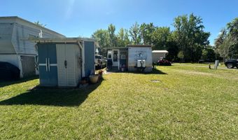 26015 McPherson Ln 5, Astor, FL 32102