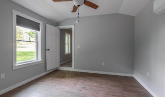 11 Kossuth St, Bangor, ME 04401