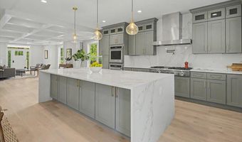 2902 VISTA St NE, Washington, DC 20018