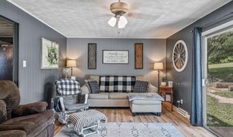 8675 S State Highway 5, Ava, MO 65608