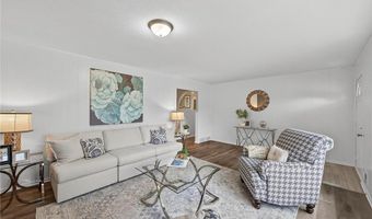 729 40th Ln, Anoka, MN 55303