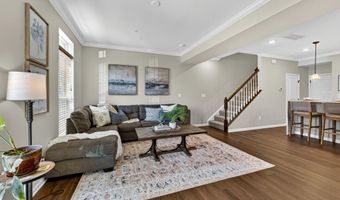 42227 PIEBALD Sq, Aldie, VA 20105