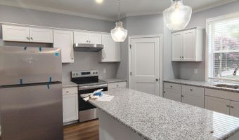 1061 Pinecrest Ave NW #B, Aiken, SC 29801