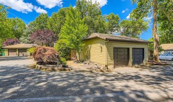 7582 SW CRESMOOR Dr, Beaverton, OR 97008