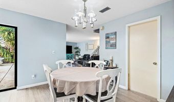 9 Atrium Cir A, Atlantis, FL 33462