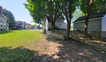 103 W 44th St, Ashtabula, OH 44004