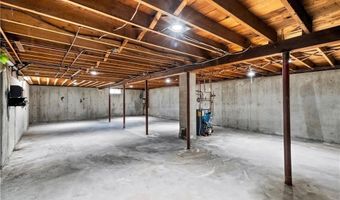 47 Shady Lea Rd, North Kingstown, RI 02852