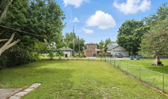 355 W 9th St, Auburn, IN 46706
