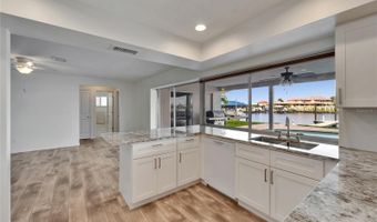 6334 COCOA Ln, Apollo Beach, FL 33572