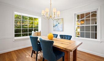 5621 HUNTINGTON Pkwy, Bethesda, MD 20814